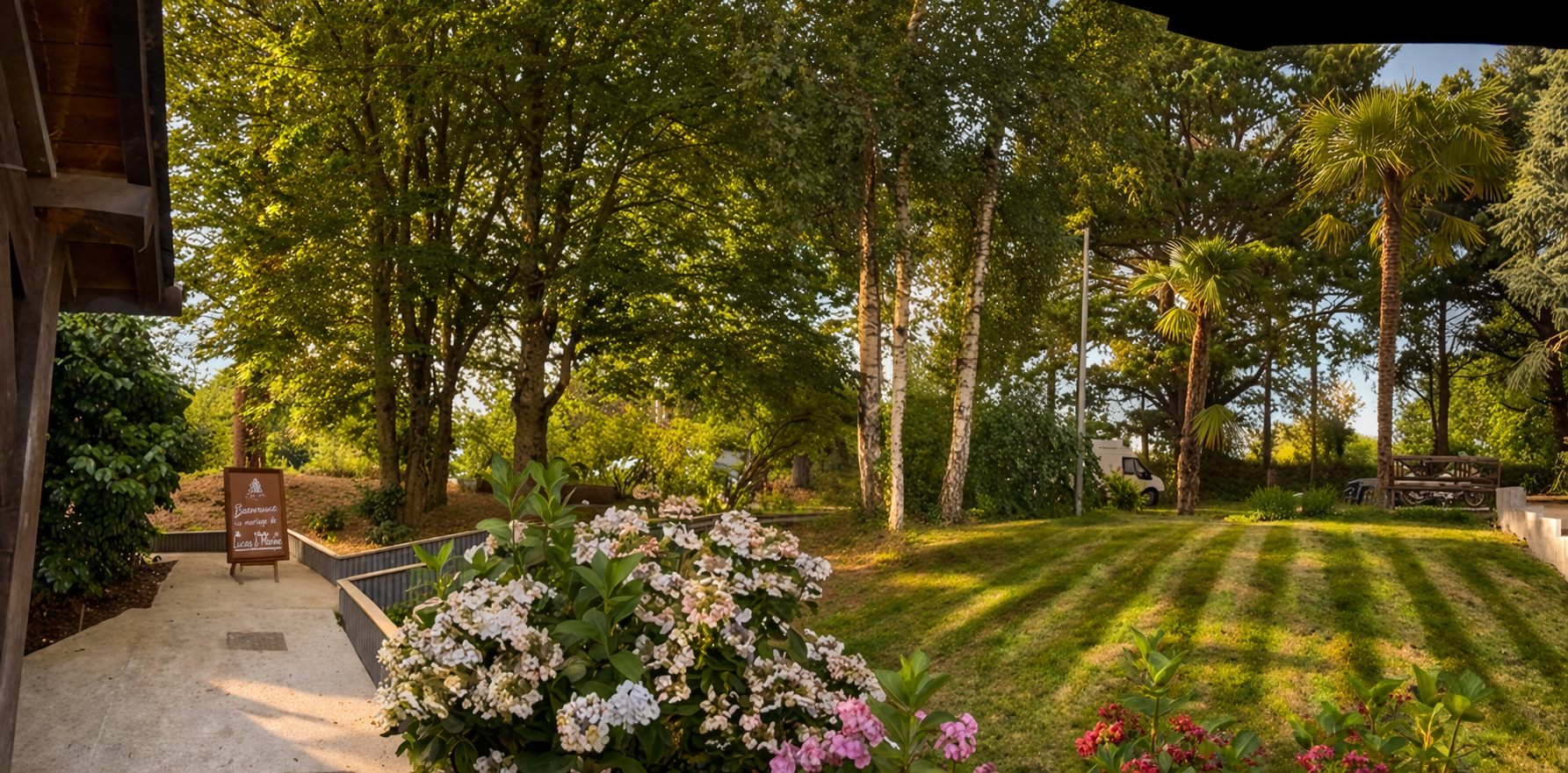 Parc du domaine dressé pour un mariage, Saint-Grégoire